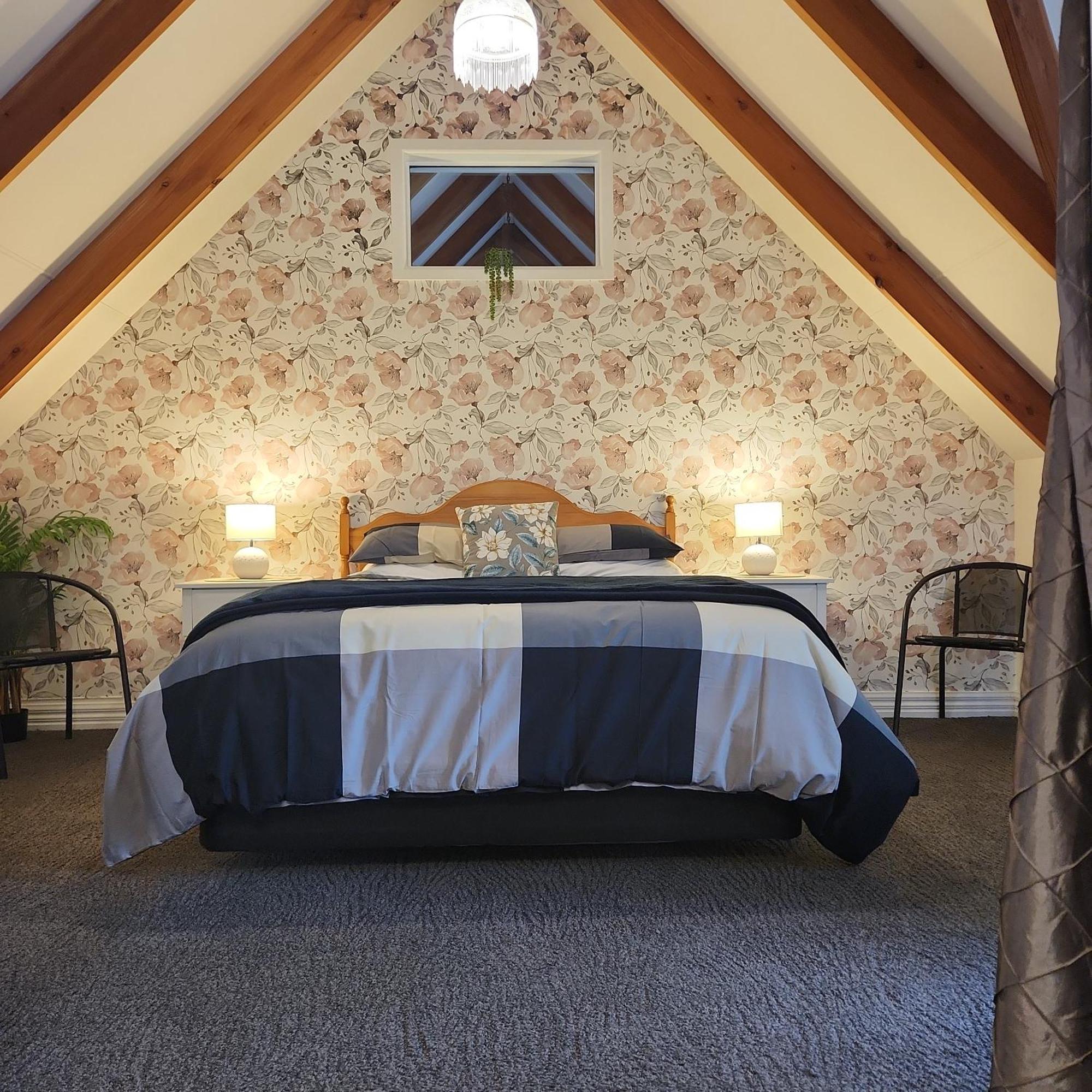 Westholm Lodge Harihari Extérieur photo